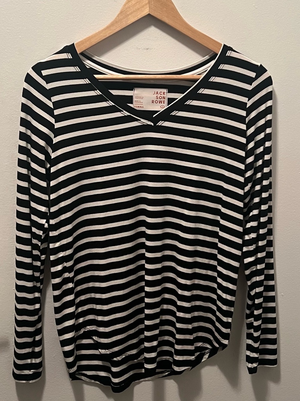 ✨ Jackson Rowe Striped Long Sleeve V-Neck Top Black White XS